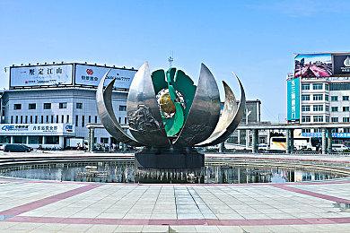 为油腻大叔送厕纸《没纸了》现已发售